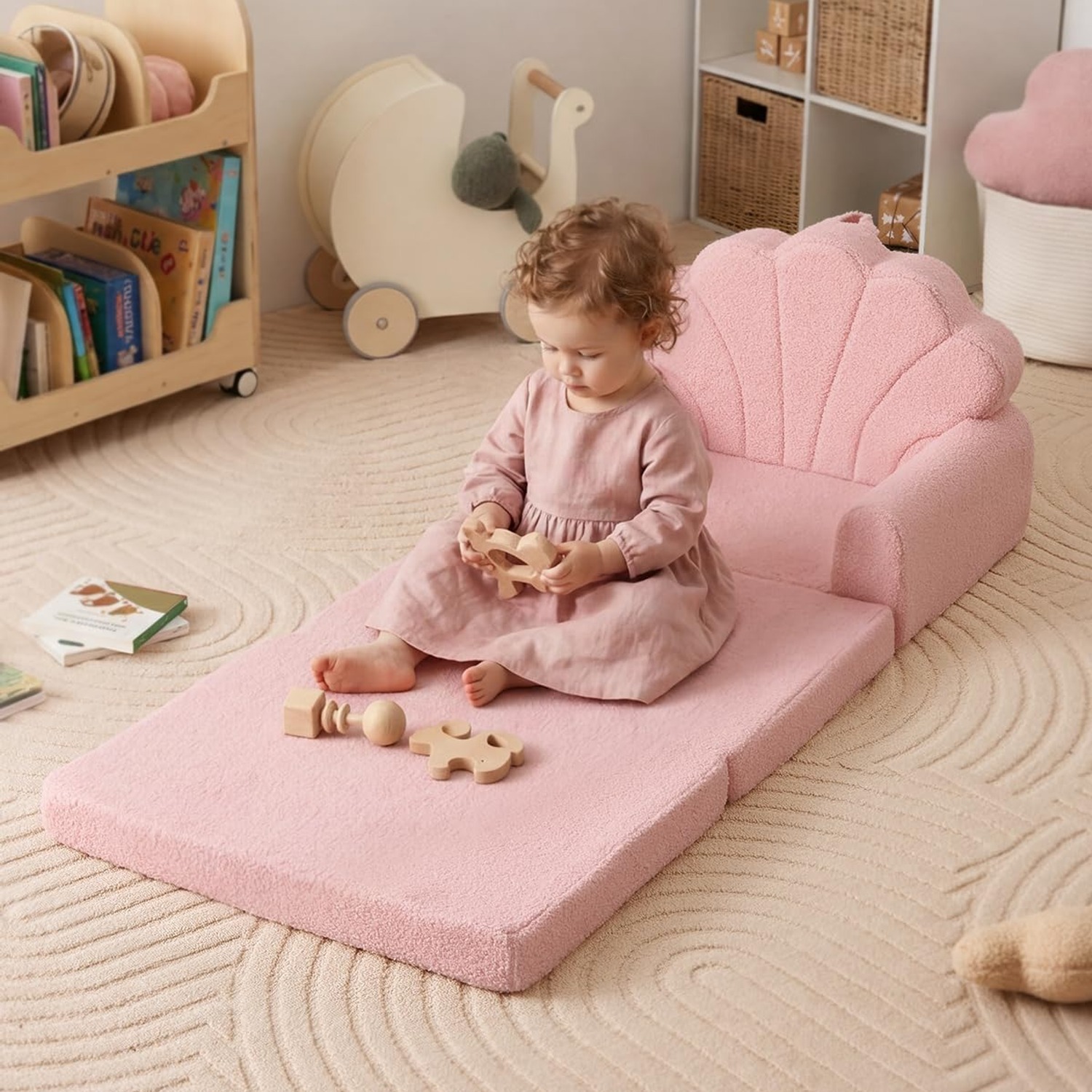 Blissful Diary Pink Seashell Fold Out Kids Couch: image 4